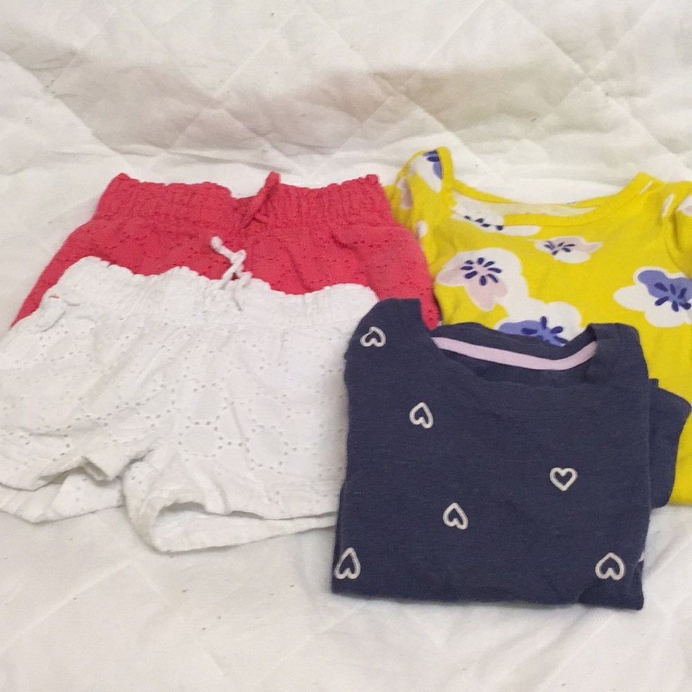 Lot of 4 girls clothes size 3T. Cat & Jack